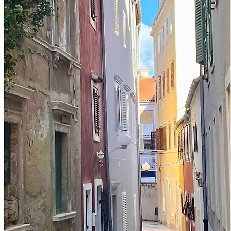 Appartamento Old Town Zd Studio